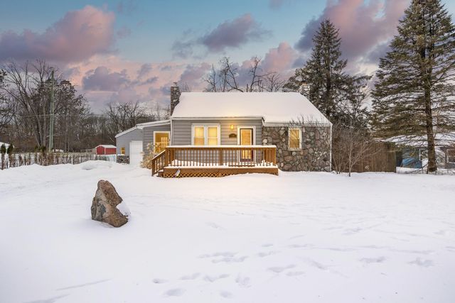 1375 Baker Road, Dexter, MI 48130