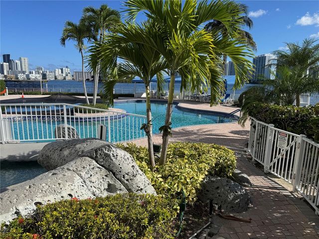 3530 Mystic Pointe Drive 2709, Aventura, FL 33180