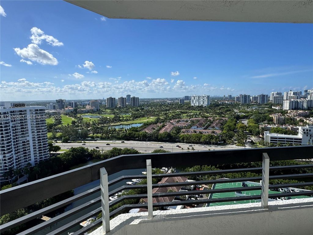 3530 Mystic Pointe Drive 2709, Aventura, FL 33180