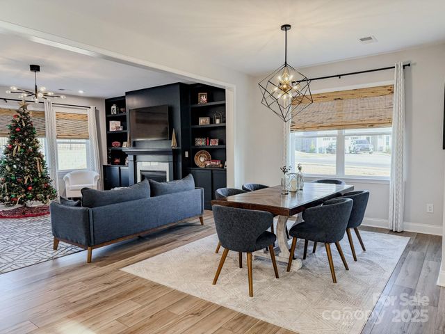 104 Hadley Court, Mooresville, NC 28115