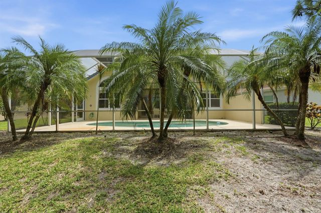6483 SE Wild Olive Lane, Stuart, FL 34997
