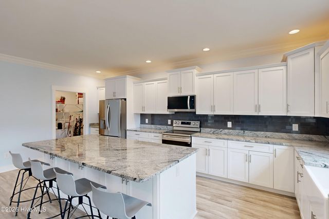 110 Ruby Yopp Circle, Sneads Ferry, NC 28460