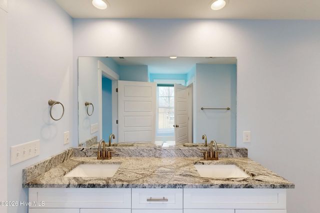 110 Ruby Yopp Circle, Sneads Ferry, NC 28460