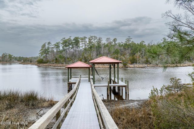 110 Ruby Yopp Circle, Sneads Ferry, NC 28460