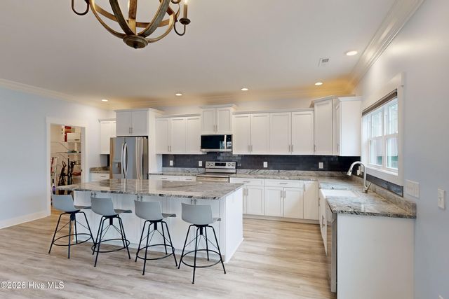 110 Ruby Yopp Circle, Sneads Ferry, NC 28460