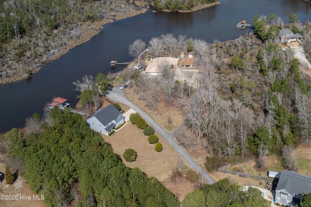 110 Ruby Yopp Circle, Sneads Ferry, NC 28460