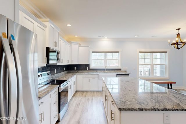 110 Ruby Yopp Circle, Sneads Ferry, NC 28460