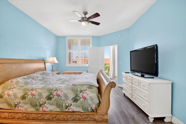 804 E Windward Way 612, Lantana, FL 33462