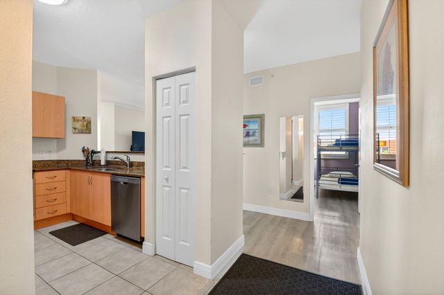 804 E Windward Way 612, Lantana, FL 33462