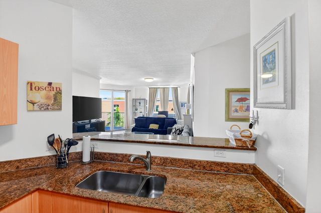 804 E Windward Way 612, Lantana, FL 33462