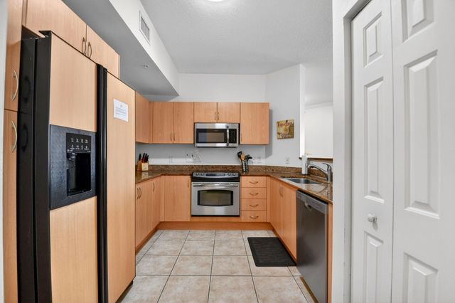 804 E Windward Way 612, Lantana, FL 33462