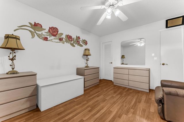 572 Flanders L 572, Delray Beach, FL 33484