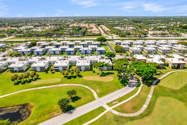 572 Flanders L 572, Delray Beach, FL 33484
