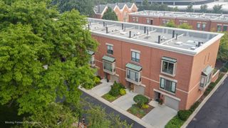 614 S Laflin Street C, Chicago, IL 60607