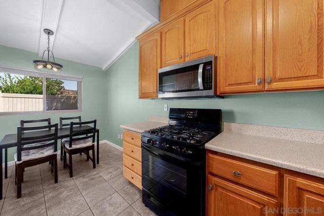 9070 Calle Lucia, Lakeside, CA 92040