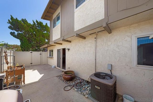 9070 Calle Lucia, Lakeside, CA 92040