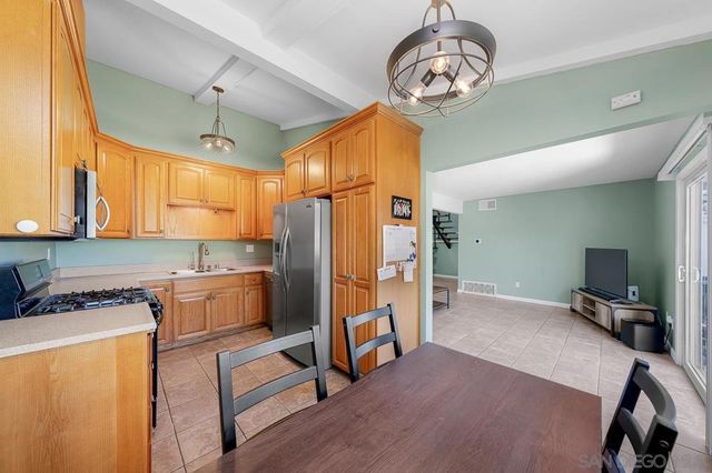 9070 Calle Lucia, Lakeside, CA 92040