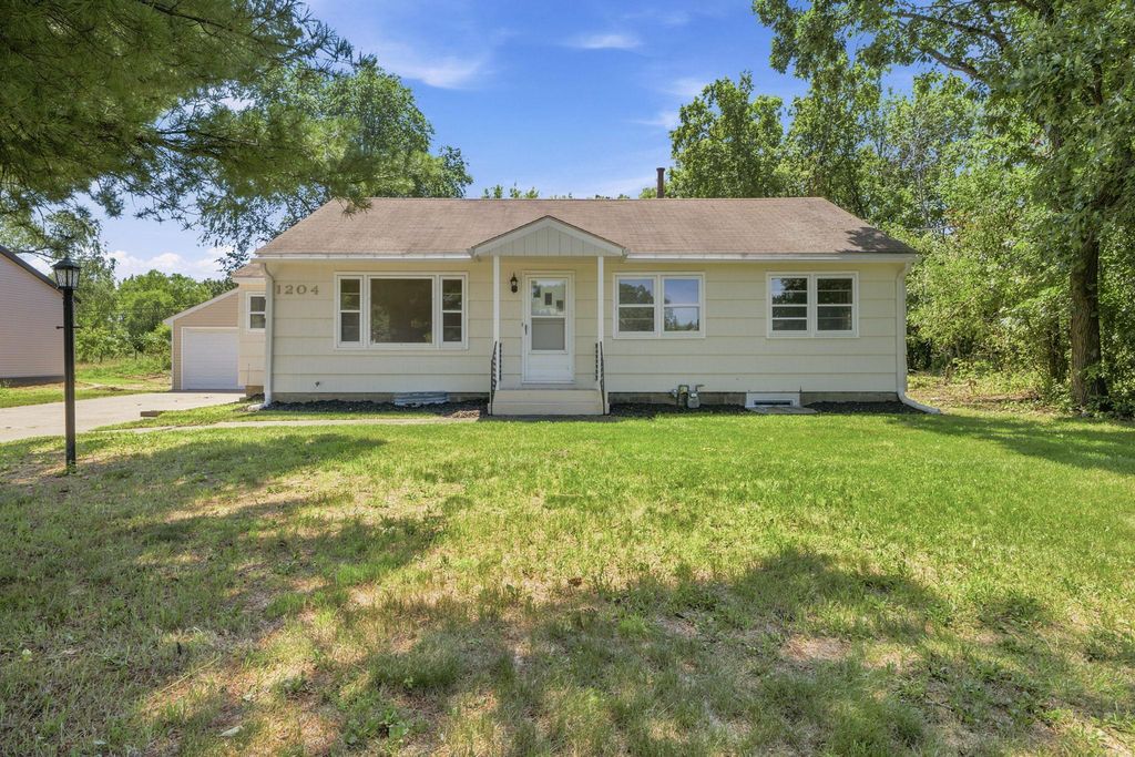 1204 133rd Lane NE, Ham Lake, MN 55304 — exterior