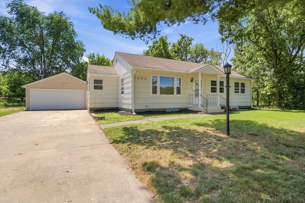 1204 133rd Lane NE, Ham Lake, MN 55304 — photo 2