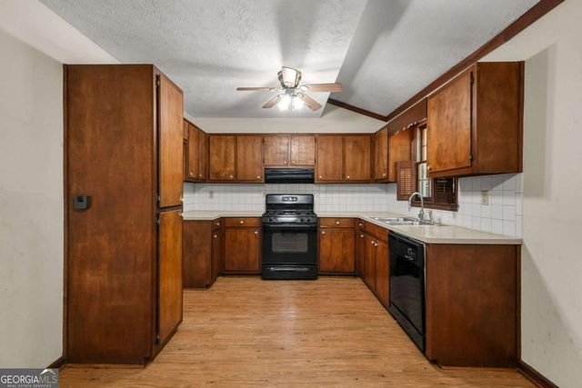 60 Powder Mill Street, Dallas, GA 30157