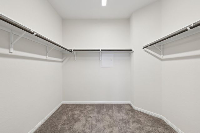 308 Castlefields ST, Hutto, TX 78634