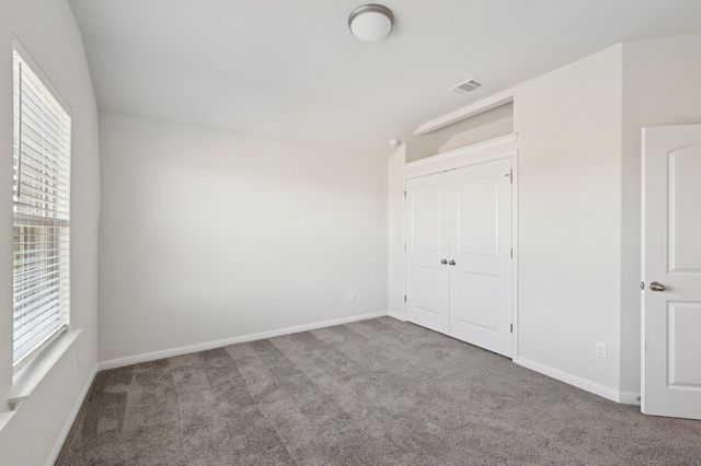 308 Castlefields ST, Hutto, TX 78634