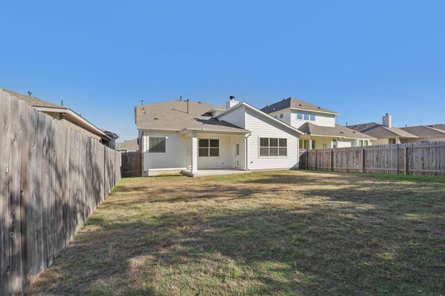 308 Castlefields ST, Hutto, TX 78634