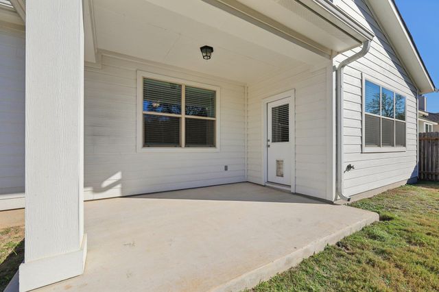 308 Castlefields ST, Hutto, TX 78634