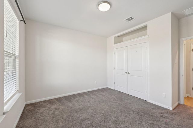 308 Castlefields ST, Hutto, TX 78634