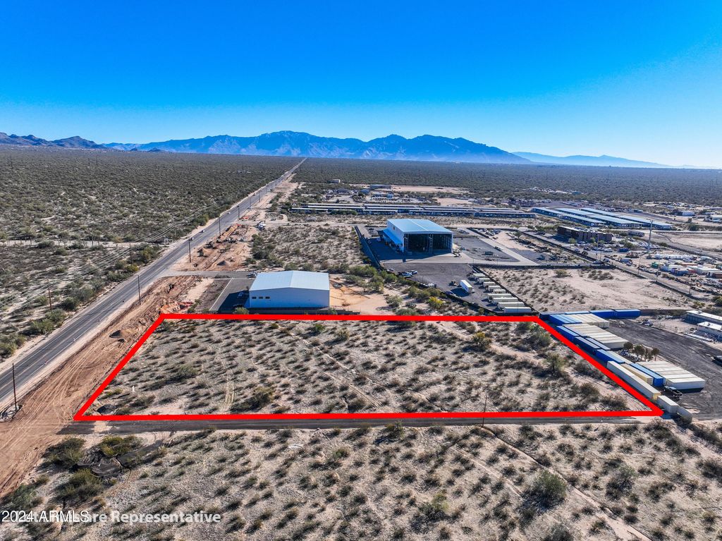 Image 16 of property listing at 8155 W Tangerine Road -, Marana, AZ 85658