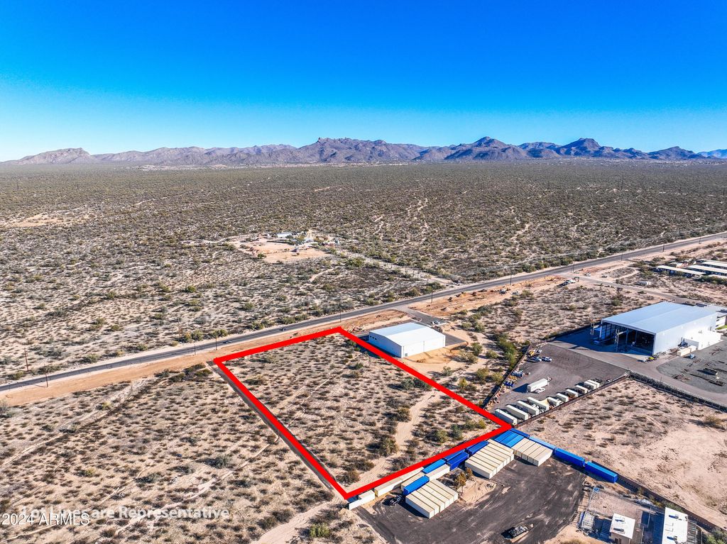 Image 8 of property listing at 8155 W Tangerine Road -, Marana, AZ 85658