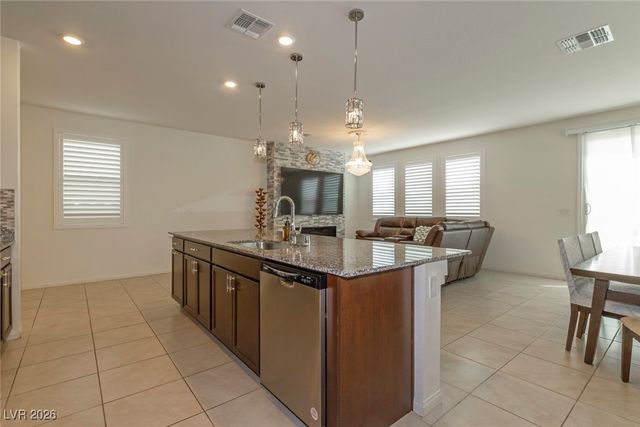 5161 Birchland Manor Avenue, Las Vegas, NV 89139