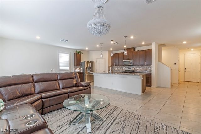 5161 Birchland Manor Avenue, Las Vegas, NV 89139