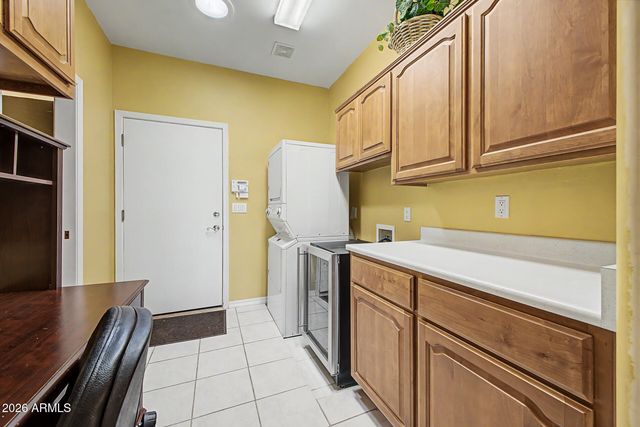 5849 E LAWNDALE Street, Mesa, AZ 85215
