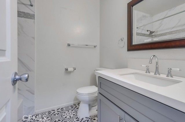 2511 W Sunflower Avenue P8, Santa Ana, CA 92704