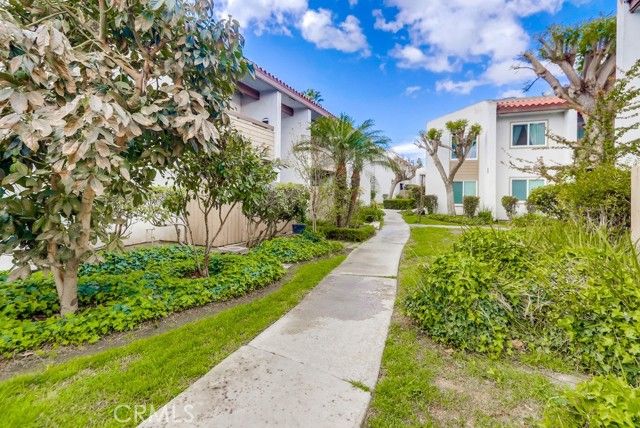 2511 W Sunflower Avenue P8, Santa Ana, CA 92704