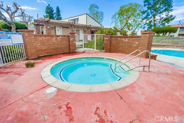 2511 W Sunflower Avenue P8, Santa Ana, CA 92704