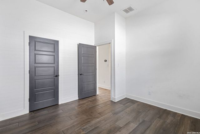 534 RIGSBY AVE, San Antonio, TX 78210