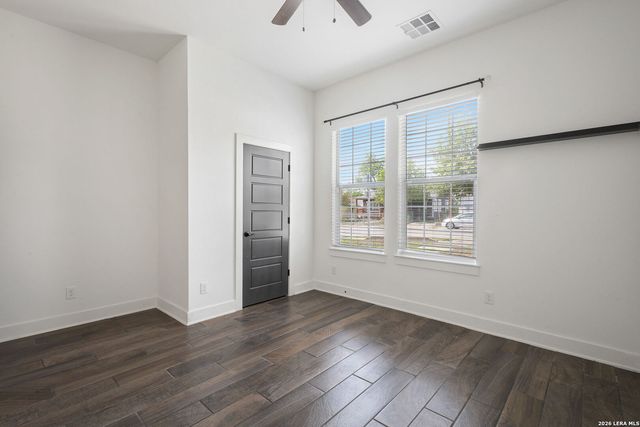 534 RIGSBY AVE, San Antonio, TX 78210