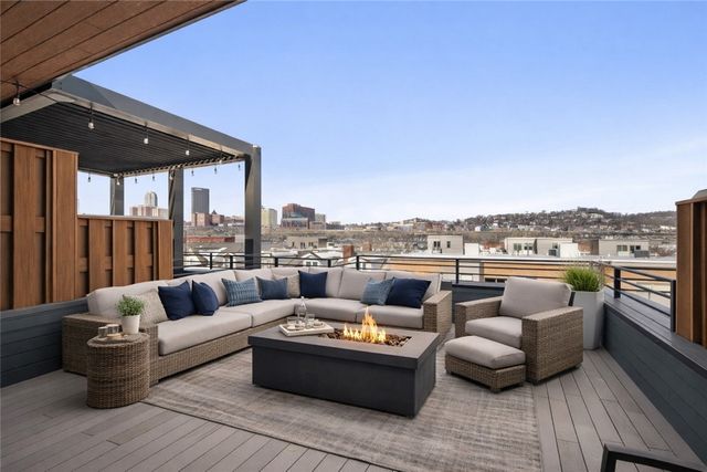 1818 Wharton St, South Side, PA 15203