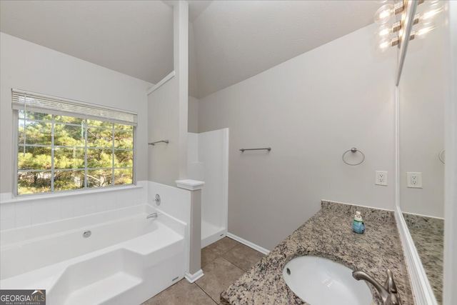 116 Rolling Meadows Court, Hampton, GA 30228