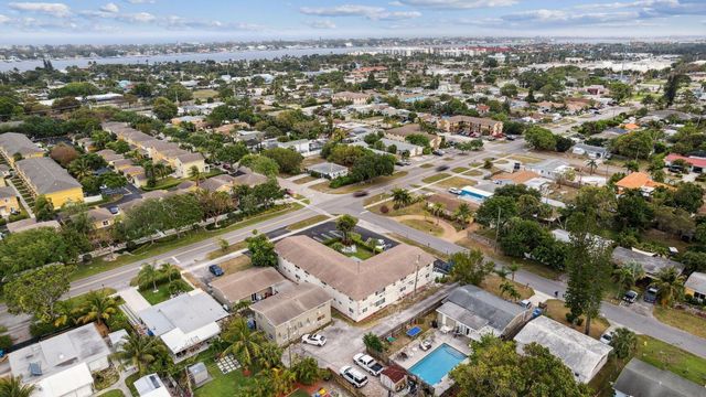 525 S Broadway Street H, Lantana, FL 33462