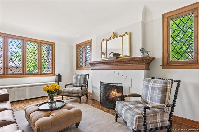 9955 S Hamilton Avenue, Chicago, IL 60643