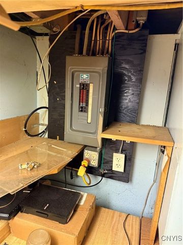 34 Liberty Street, Auburn, NY 13021