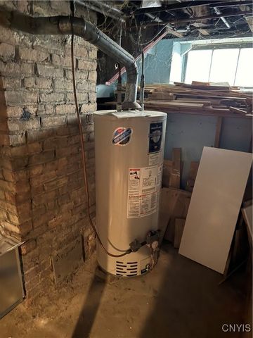 34 Liberty Street, Auburn, NY 13021