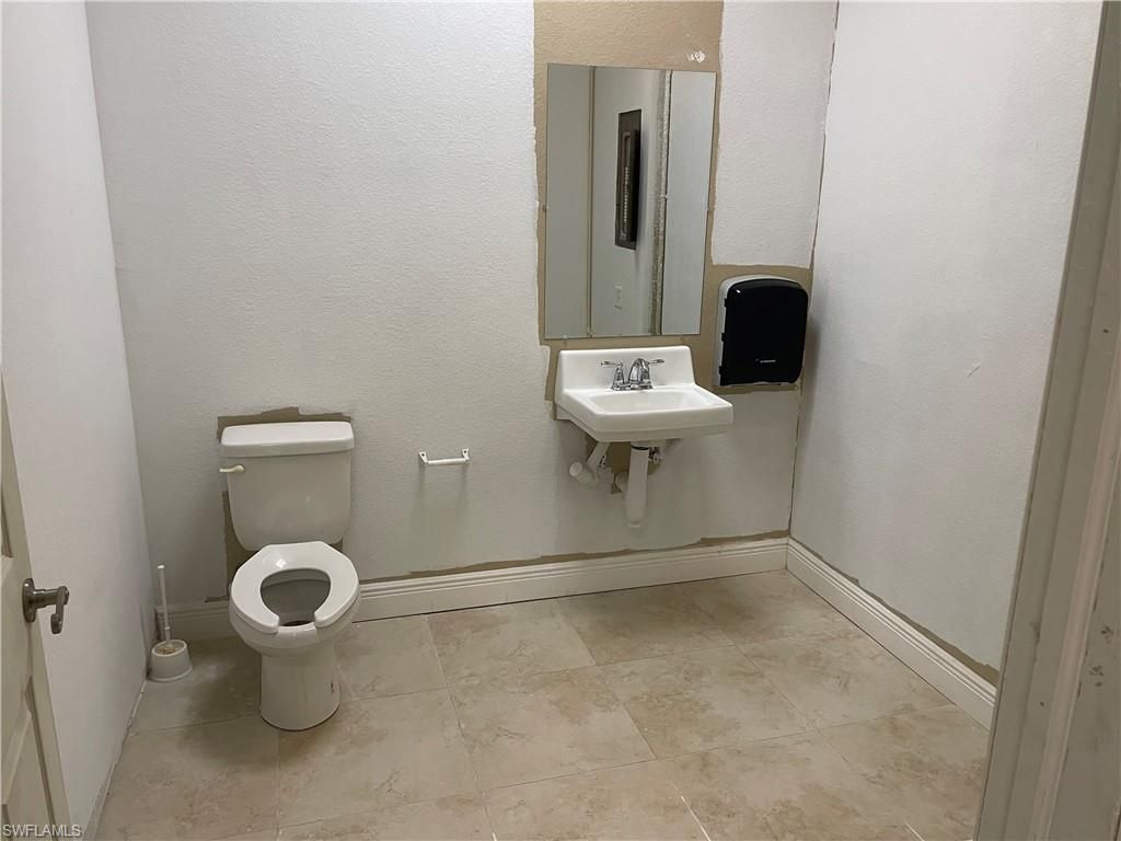 814 SW Pine Island RD 401/402, 403/404, CAPE CORAL, FL 33991 — photo 4