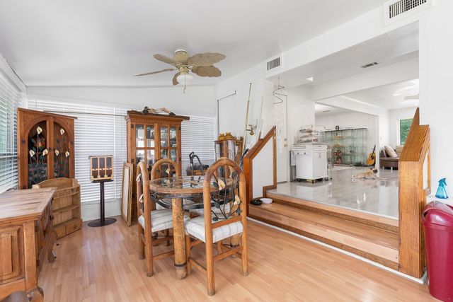2546 Havenhurst Street, Farmers Branch, TX 75234