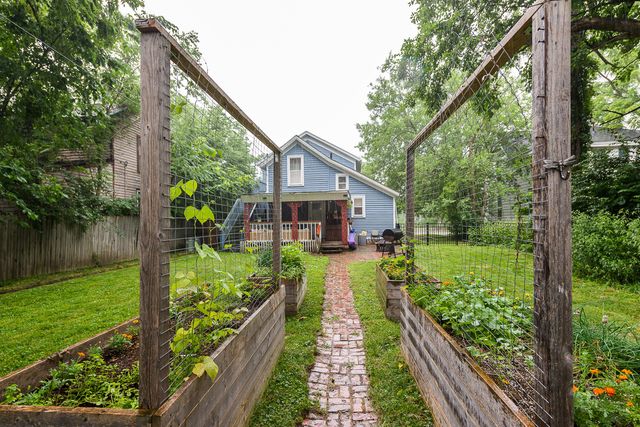 512 N Hamilton Street, Ypsilanti City, MI 48197