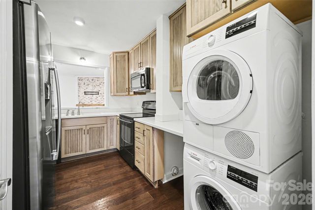 520 N Poplar Street I, Charlotte, NC 28202