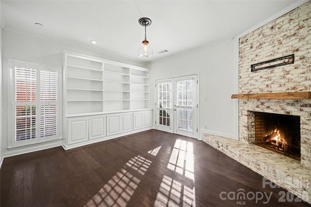 520 N Poplar Street I, Charlotte, NC 28202